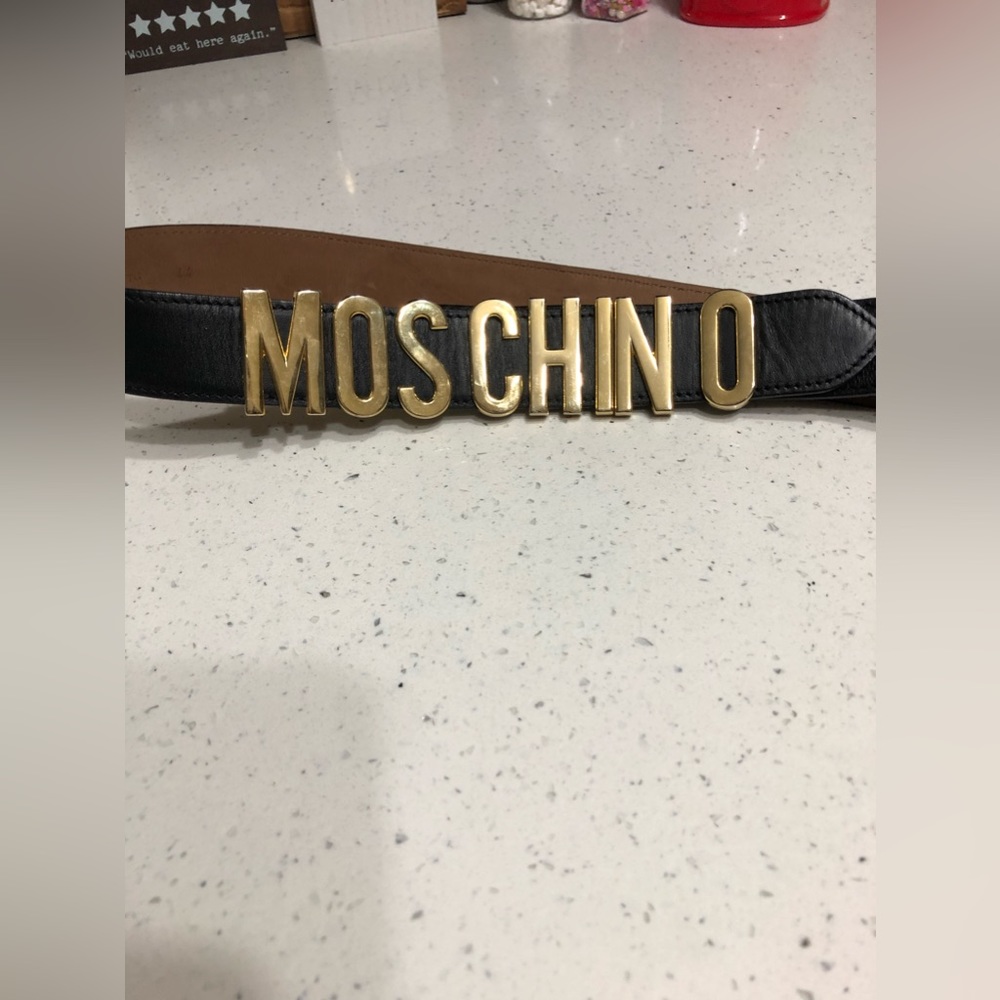 ❌SOLD ❌ Moschino belt